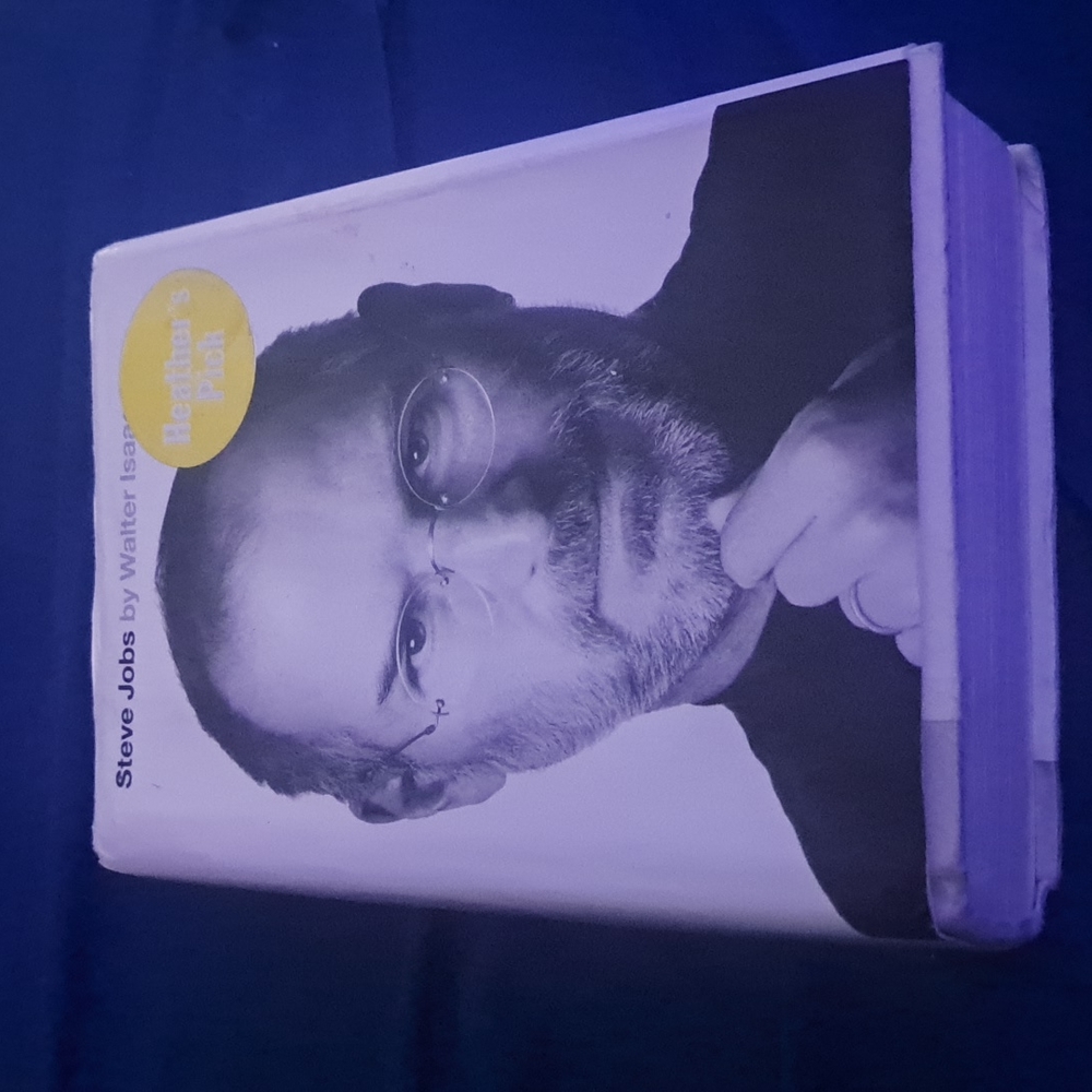 Steve Jobs by Walter Isaac hardcover novel